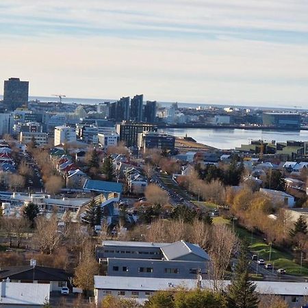 Panoramic Studio Apartment With Stunning View - Free Parking Reykjavík Buitenkant foto