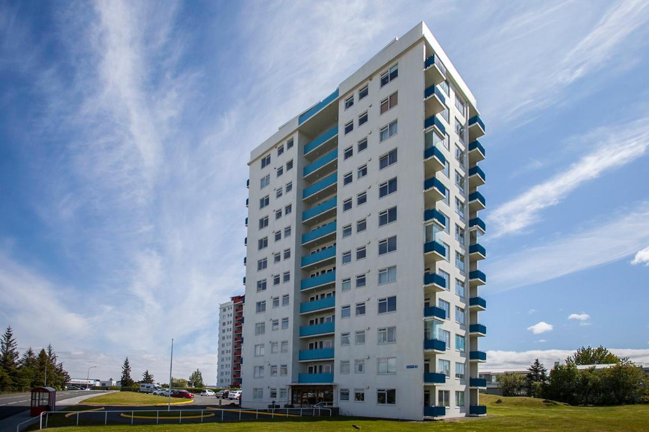 Panoramic Studio Apartment With Stunning View - Free Parking Reykjavík Buitenkant foto