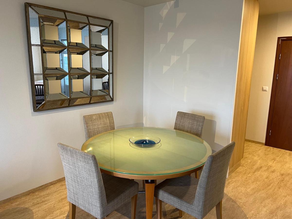 Panoramic Studio Apartment With Stunning View - Free Parking Reykjavík Buitenkant foto
