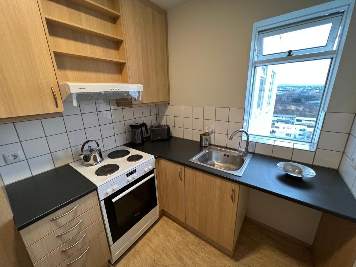 Panoramic Studio Apartment With Stunning View - Free Parking Reykjavík Buitenkant foto